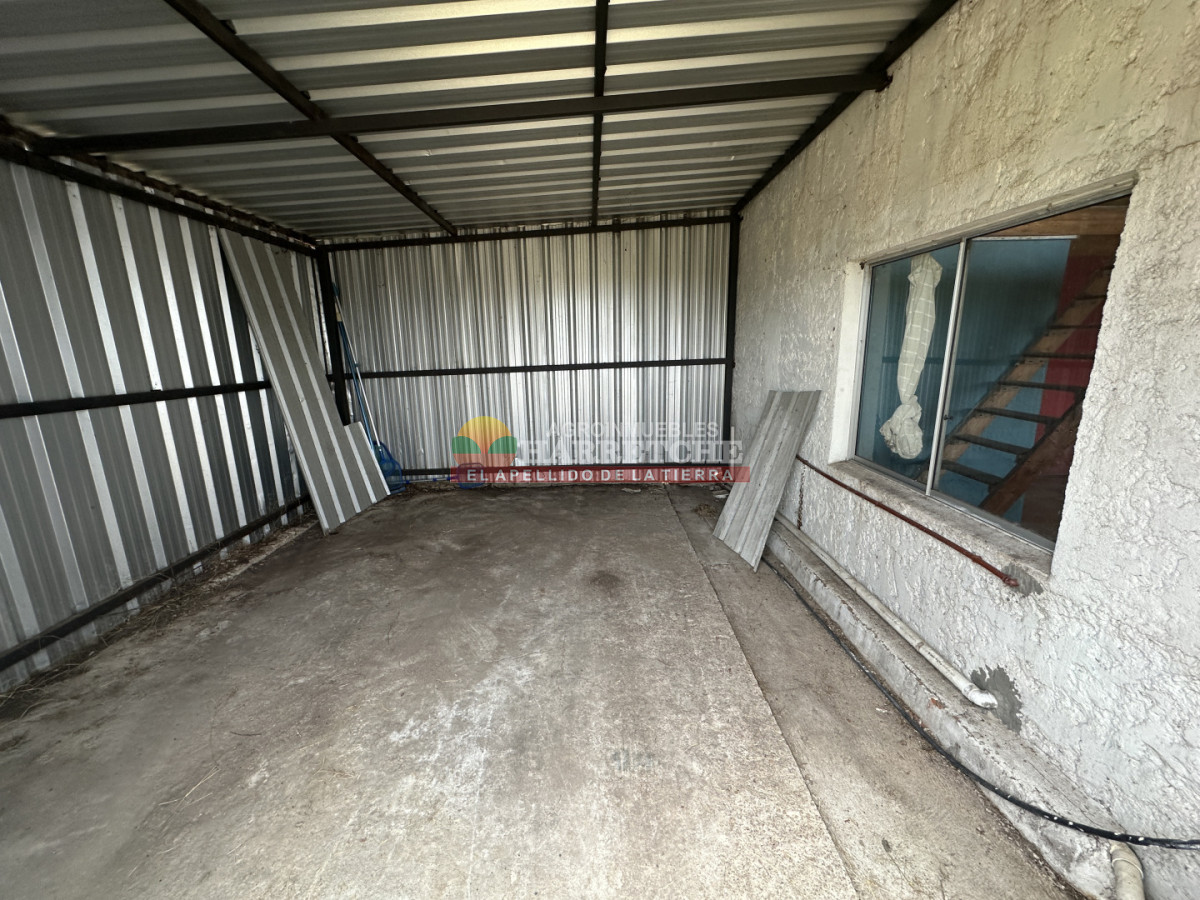 Chacra ID.503 - Chacra en Rincón del Colorado, 3 has, 2 casas, piscina.