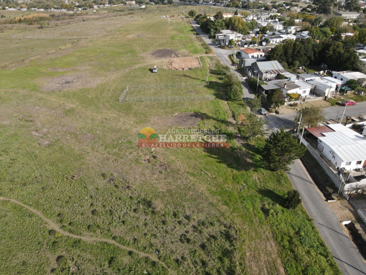 Terreno ID.525 - Terreno en Jardín de los Manzanos, Progreso, ideal para comercio 690 m2 sin construcciones.