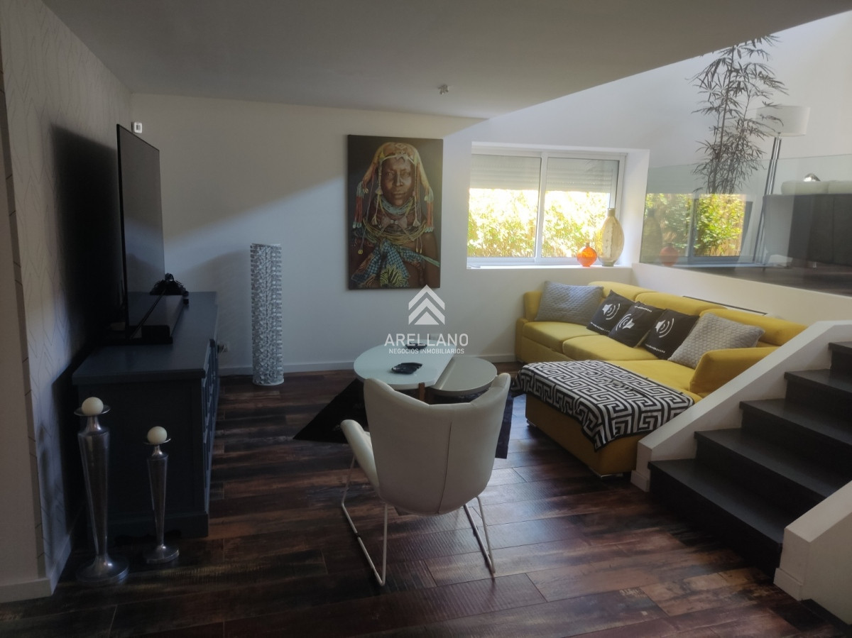 Casa ID.2717 - Alquiler Temporal Playa mansa, 2da linea. 