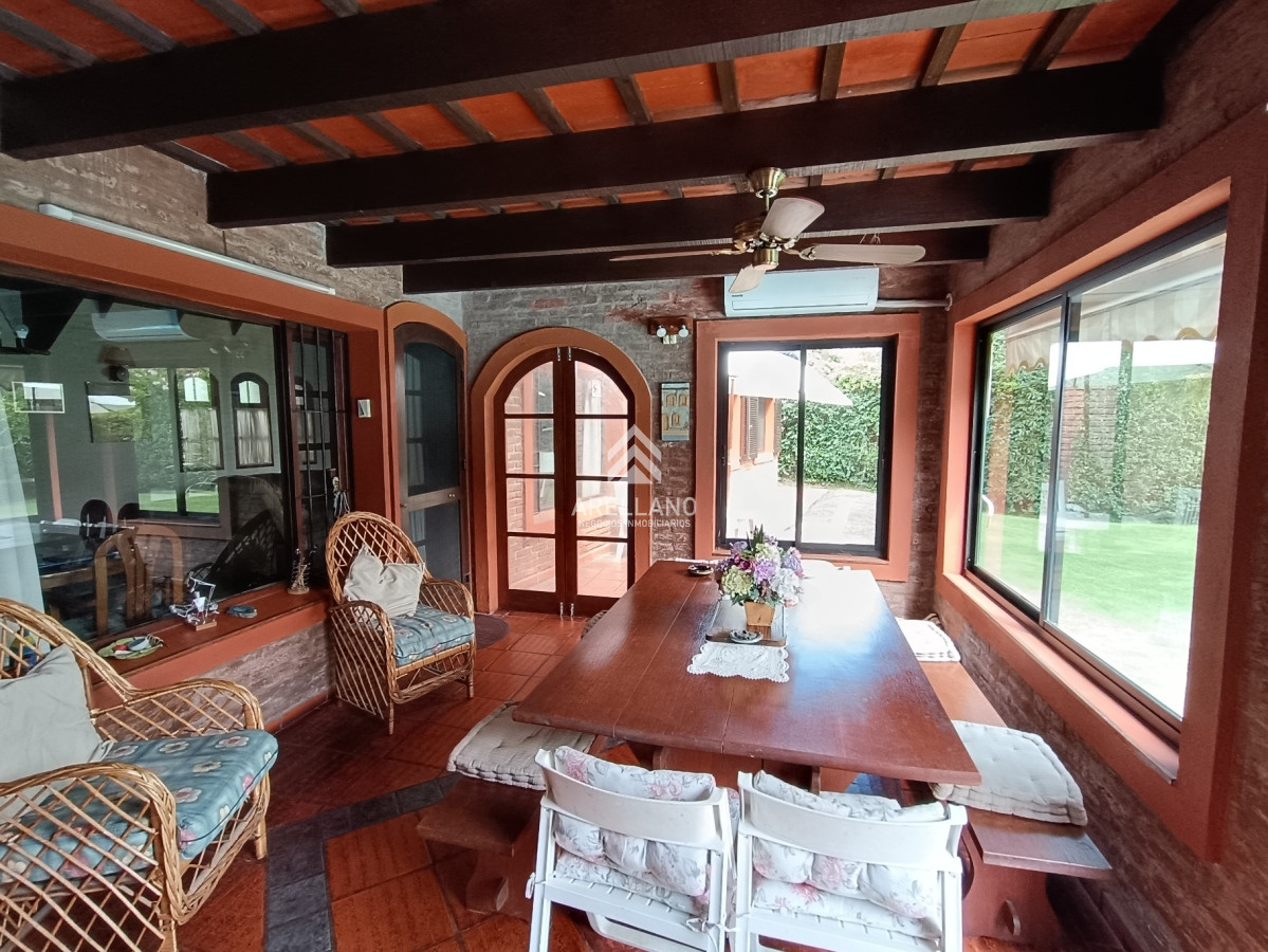 Casa ID.3215 - Hernmoso y robusto Chalet en Jardines de cordoba