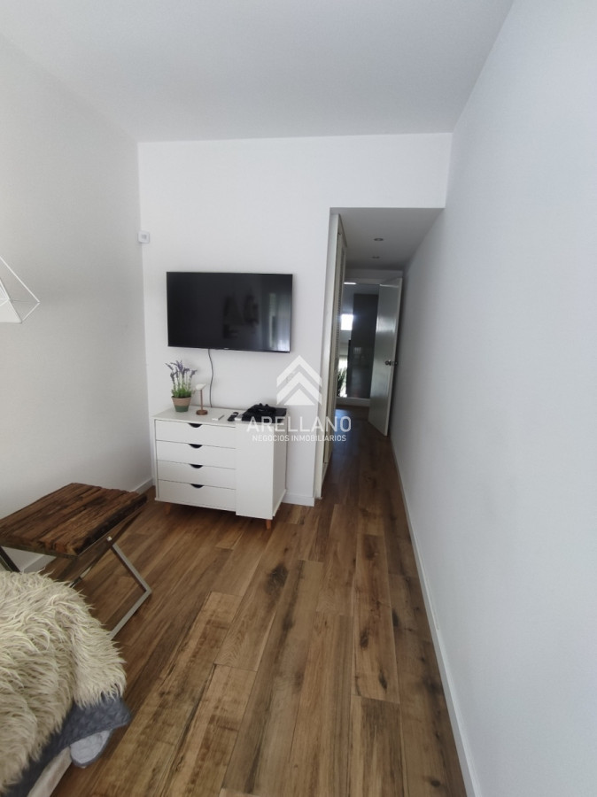 Casa ID.2717 - Alquiler Temporal Playa mansa, 2da linea. 