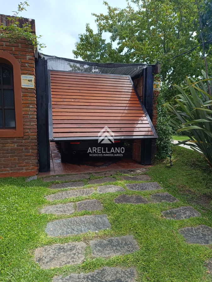 Casa ID.3215 - Hernmoso y robusto Chalet en Jardines de cordoba