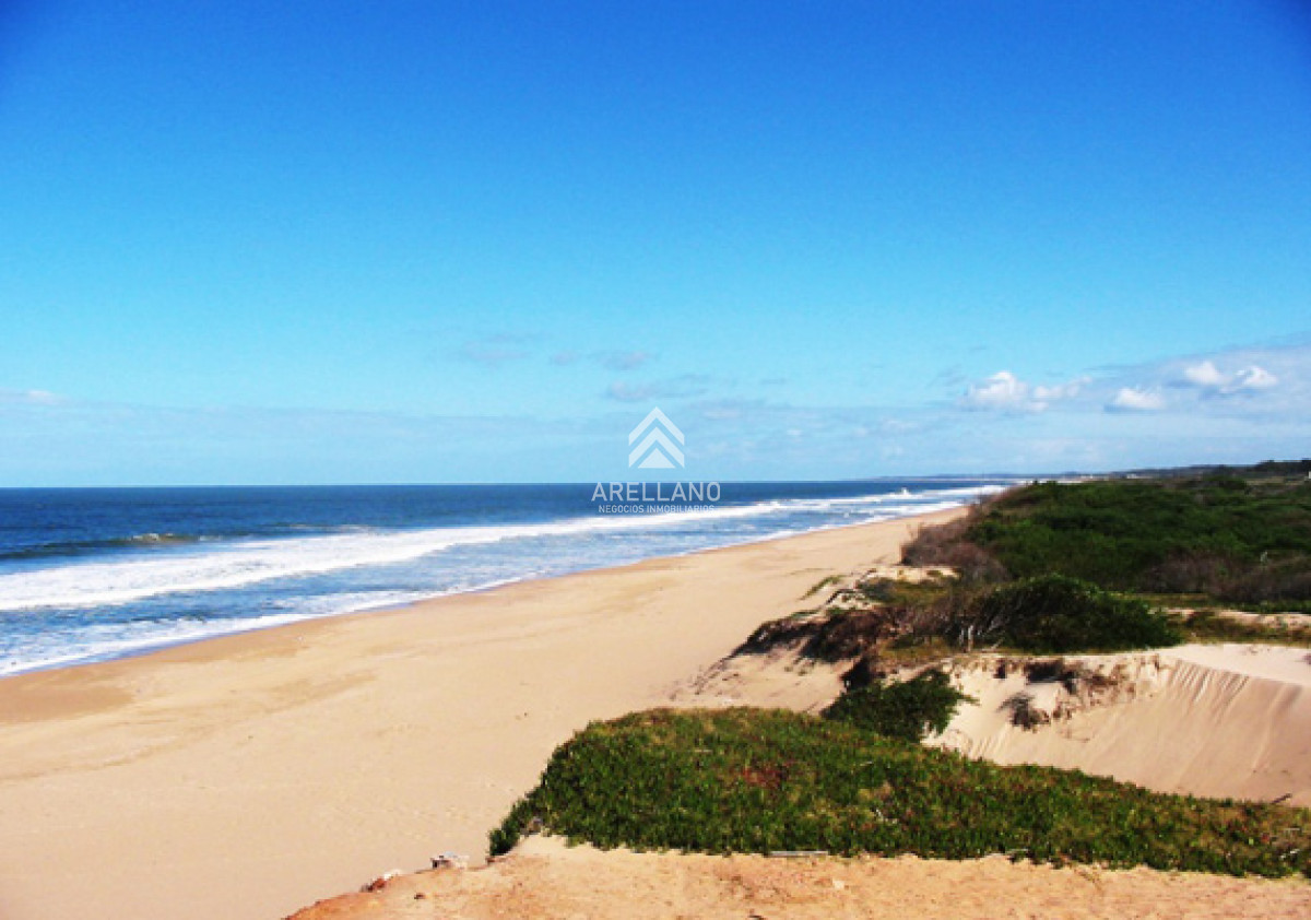 Terreno ID.5196 - venta 720 m2 a 6 cuadras del mar