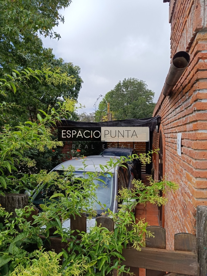 Casa ID.255 - Hernmoso y robusto Chalet en Jardines de cordoba