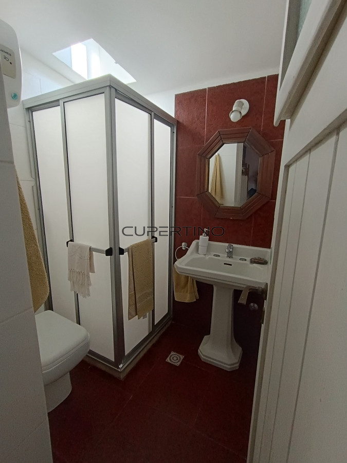 Chalet a 1 cuadra de playa mansa. — foto 30