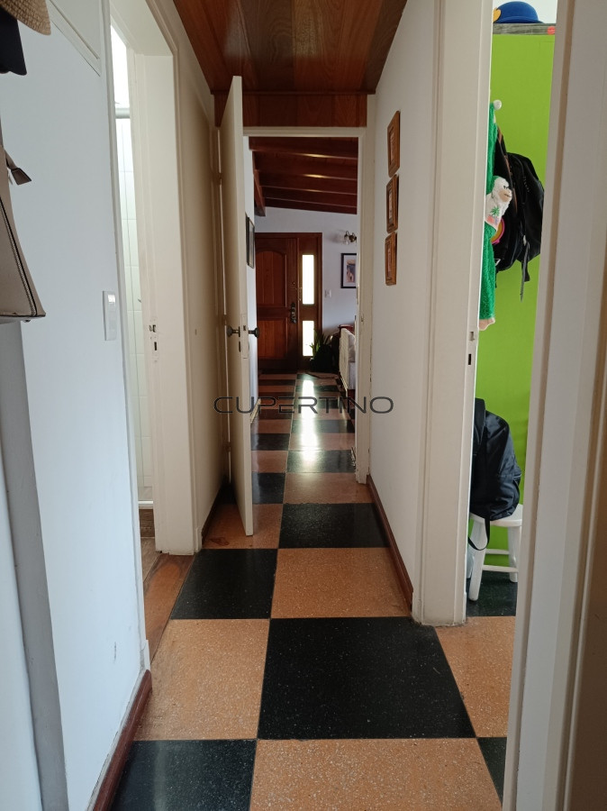 Chalet a 1 cuadra de playa mansa. — foto 13