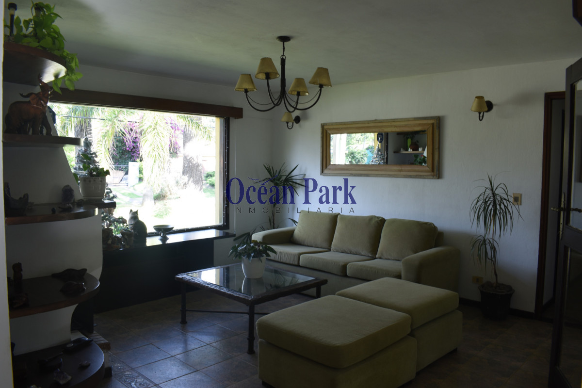 Casa ID.295 - Casa en Punta del Este, Pinares