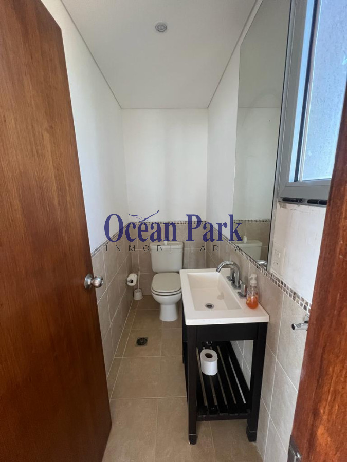 Casa ID.17 - Chalet a pasos del mar. Amplia, Piscina - Loto de Cristal