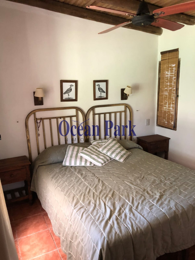 Casa ID.199 - Hermoso chalet en venta
