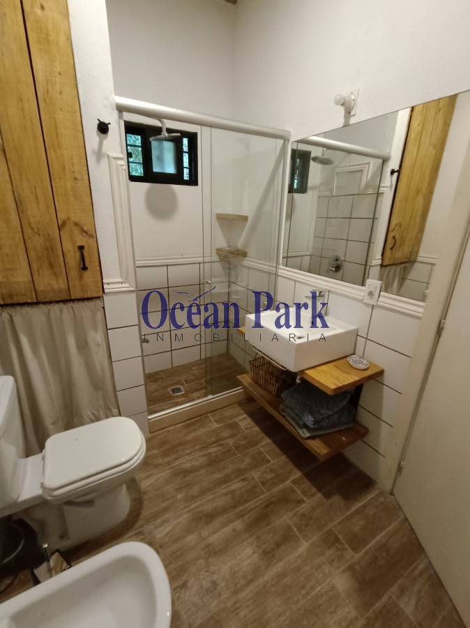 Casa ID.255 - Hermoso chalet en primera linea - Amplios Ambientes
