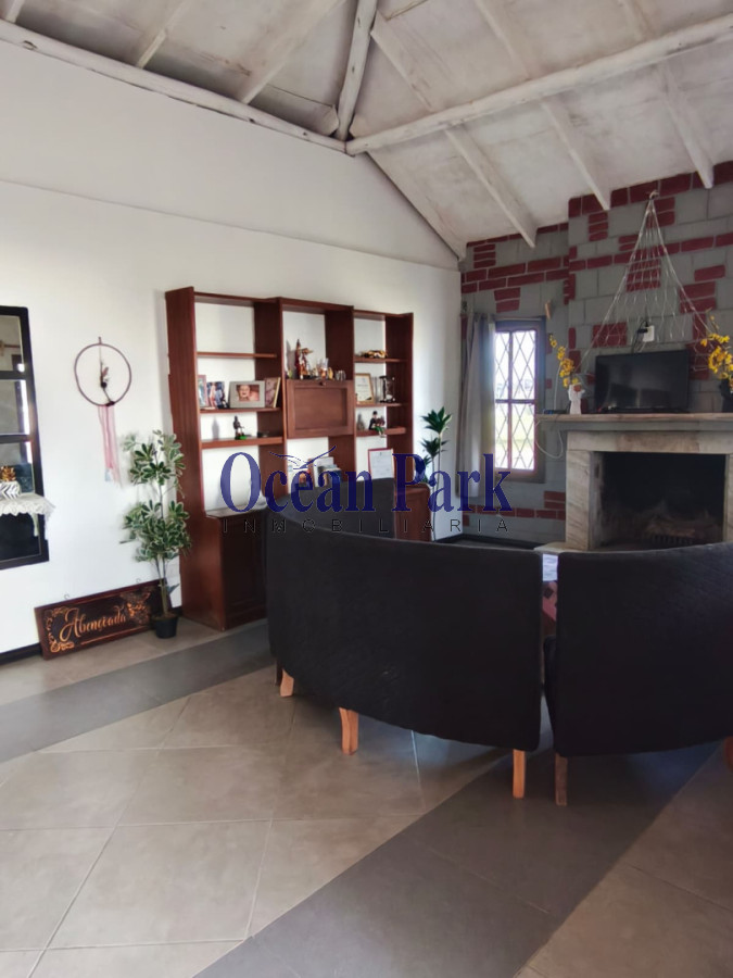 Casa ID.338 - La Capuera 3 dorm. VENDE