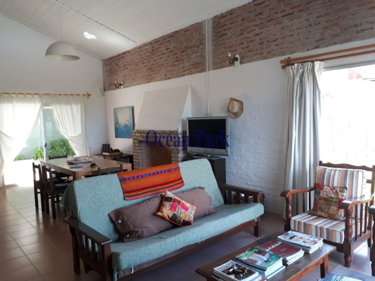 Casa ID.76 - A 1 CUADRA DEL MAR. INMEJORABLE VISTA.
