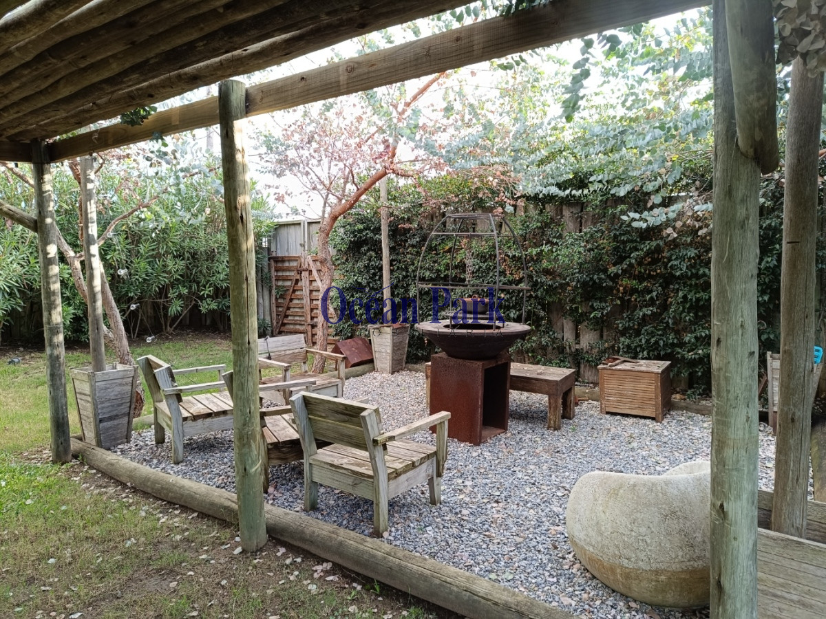 Casa ID.255 - Hermoso chalet en primera linea - Amplios Ambientes