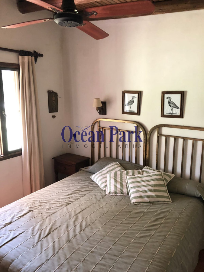 Casa ID.199 - Hermoso chalet en venta