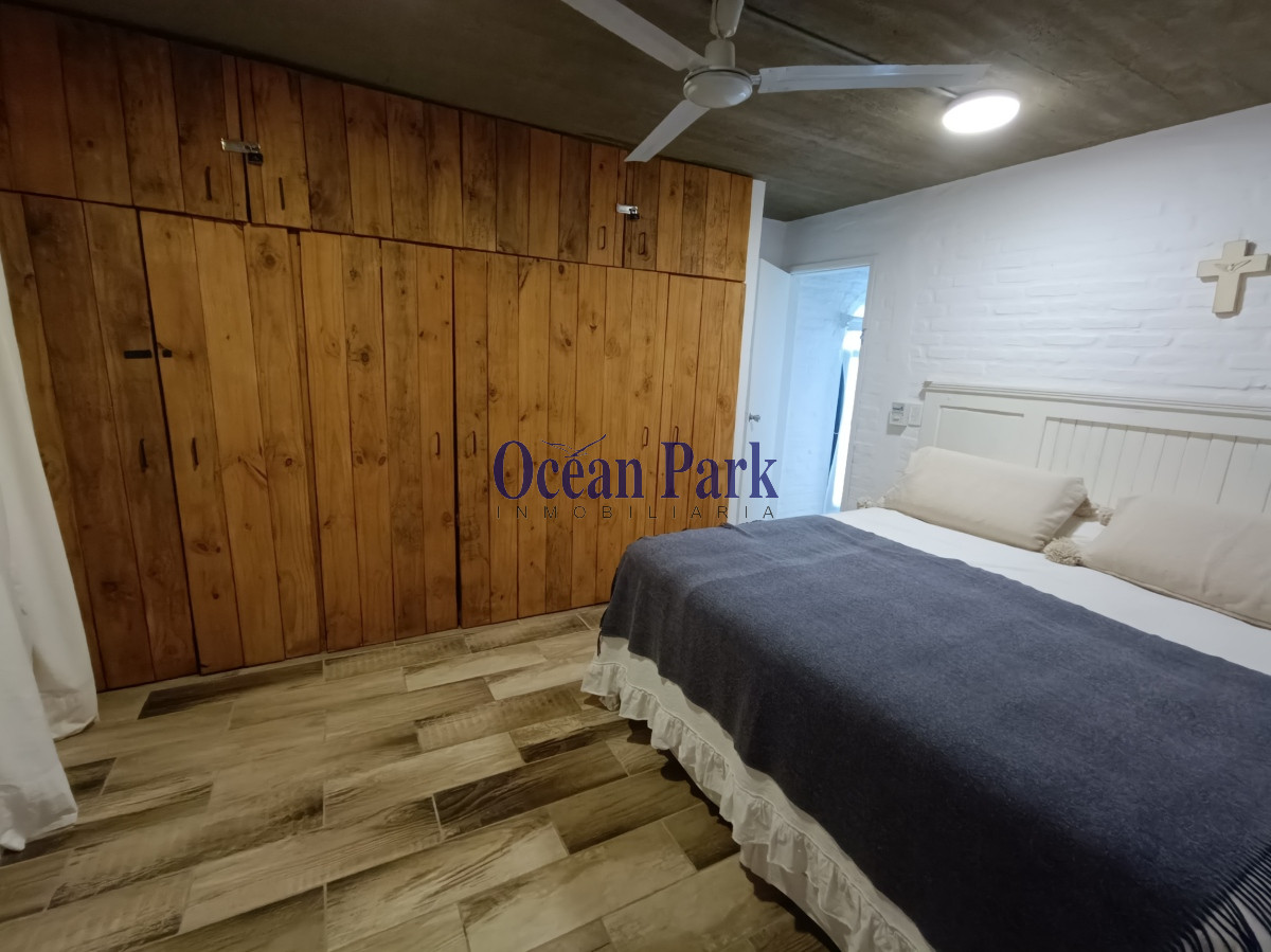 Casa ID.255 - Hermoso chalet en primera linea - Amplios Ambientes