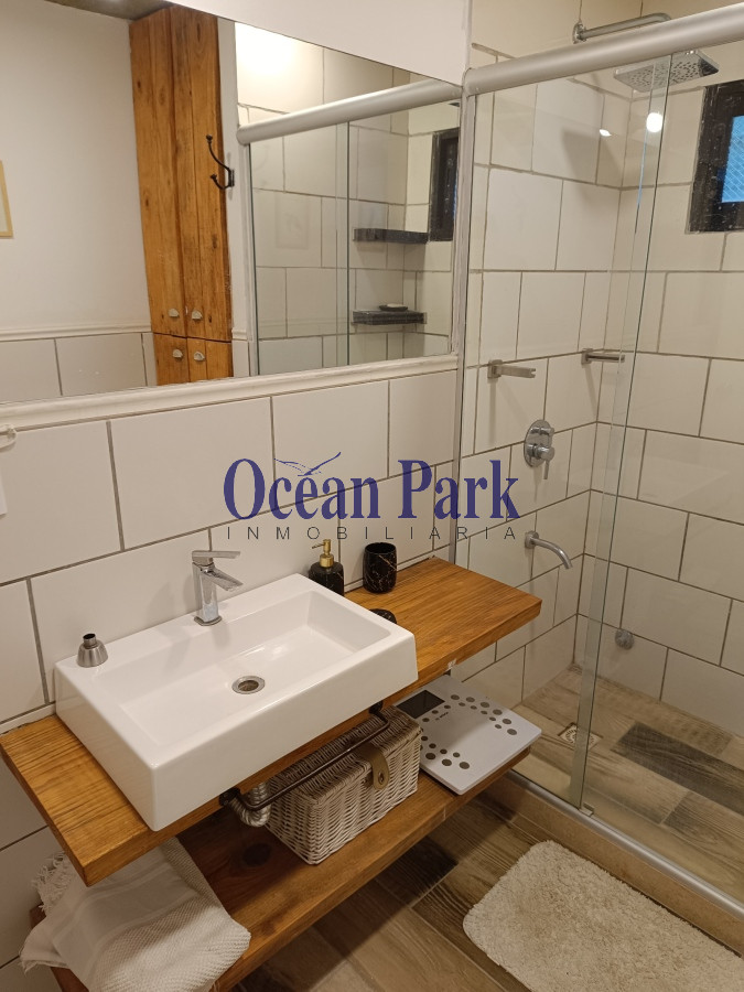 Casa ID.255 - Hermoso chalet en primera linea - Amplios Ambientes
