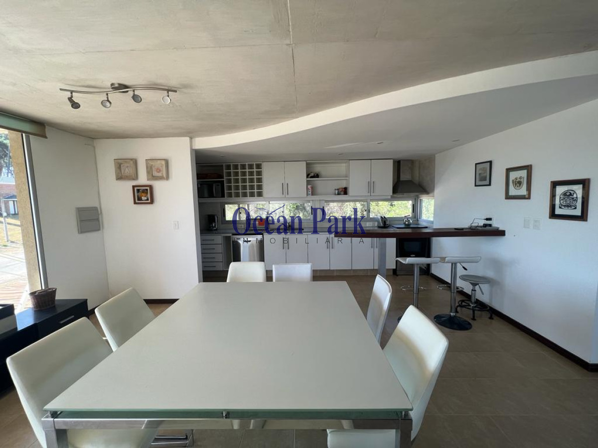 Casa ID.17 - Chalet a pasos del mar. Amplia, Piscina - Loto de Cristal