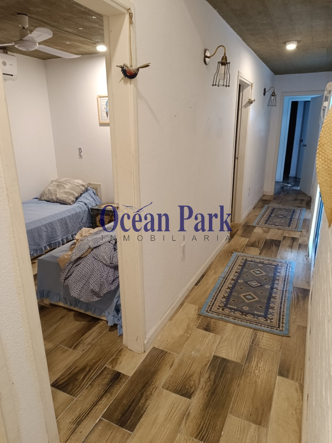 Casa ID.255 - Hermoso chalet en primera linea - Amplios Ambientes