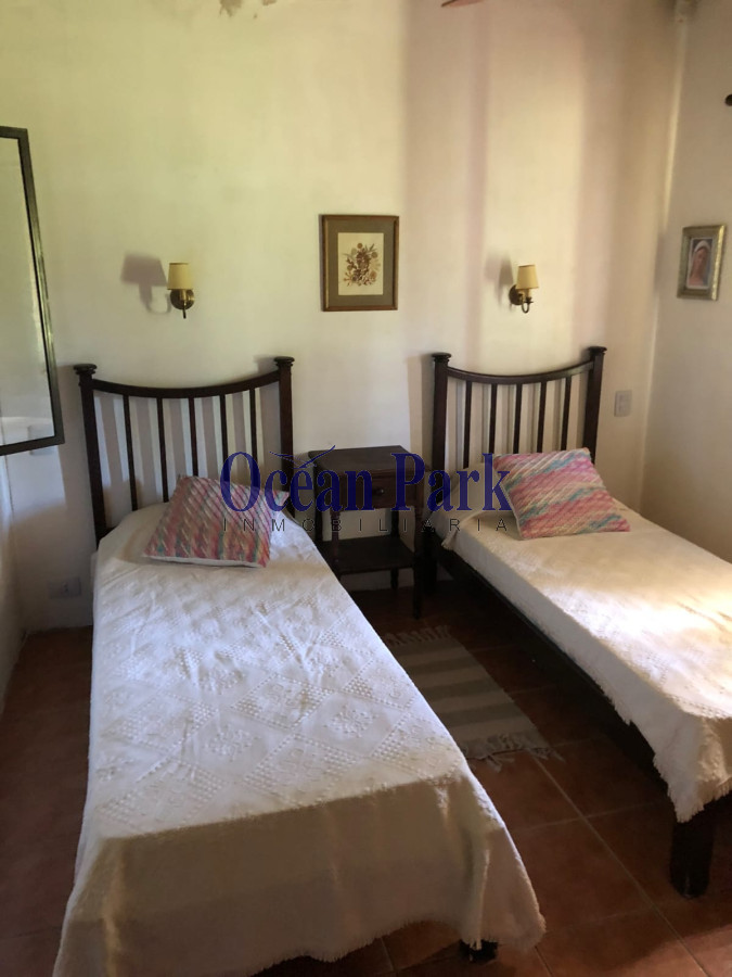 Casa ID.199 - Hermoso chalet en venta