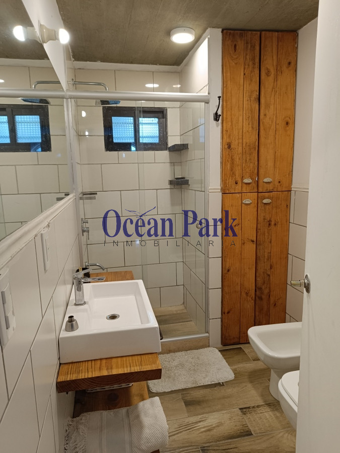 Casa ID.255 - Hermoso chalet en primera linea - Amplios Ambientes