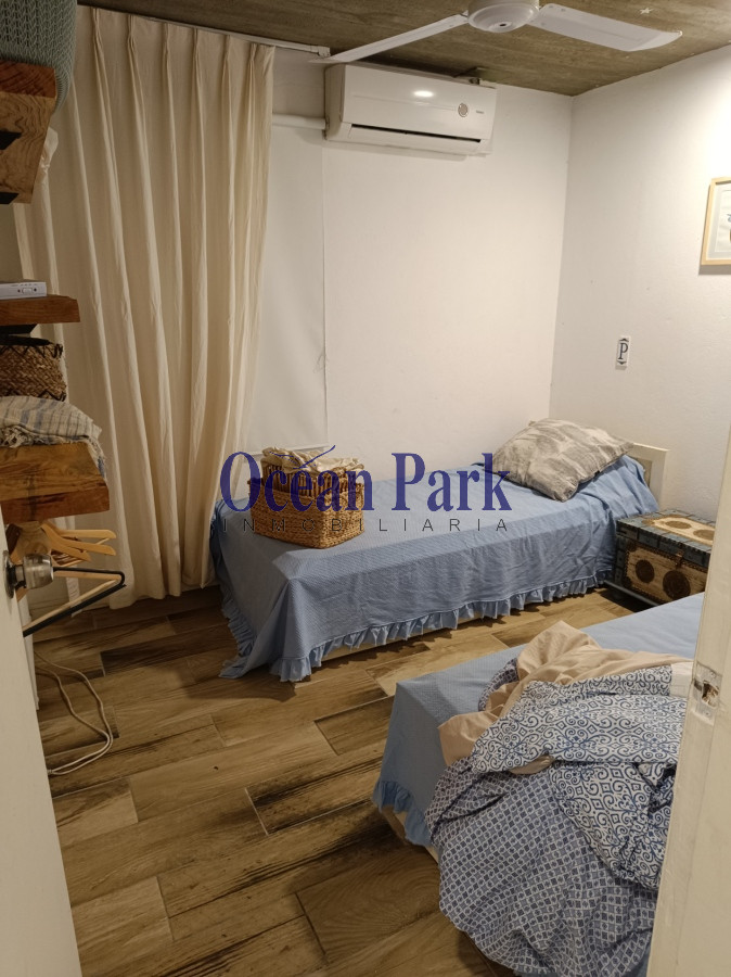 Casa ID.255 - Hermoso chalet en primera linea - Amplios Ambientes