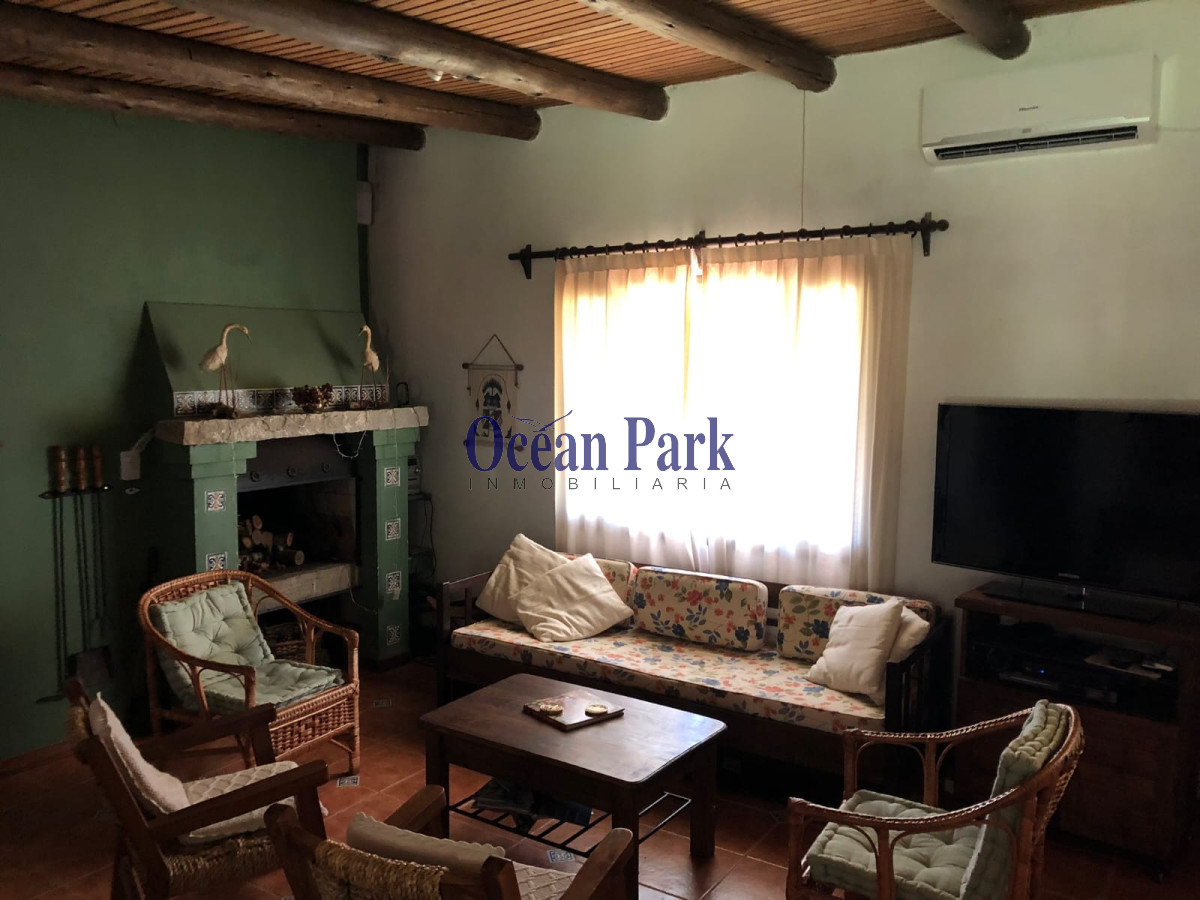 Casa ID.199 - Hermoso chalet en venta