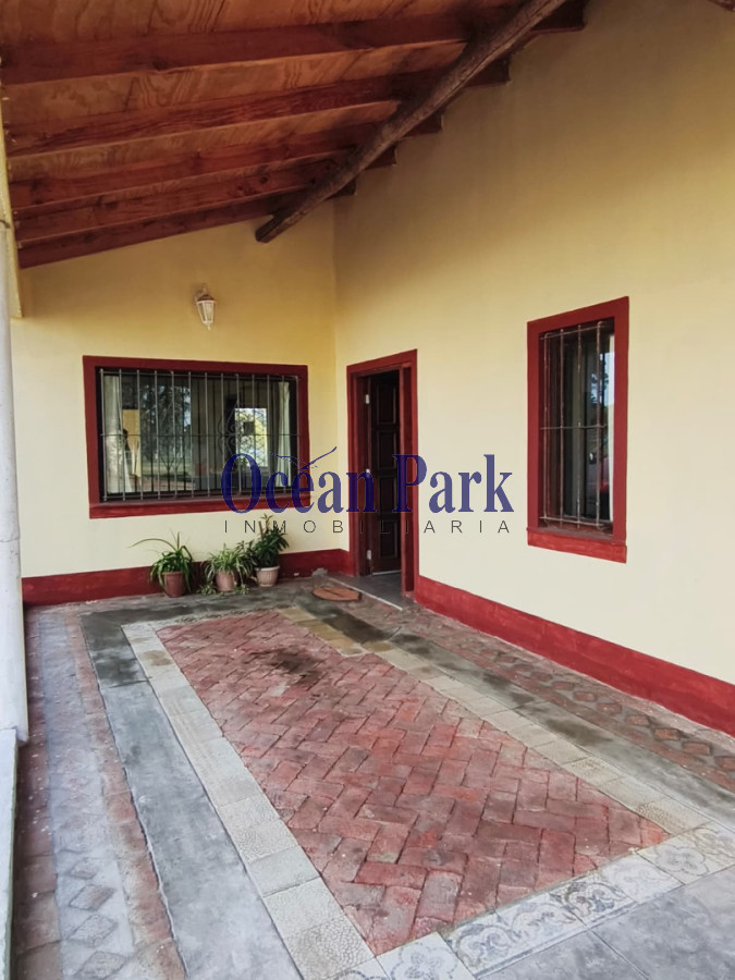 Casa ID.338 - La Capuera 3 dorm. VENDE