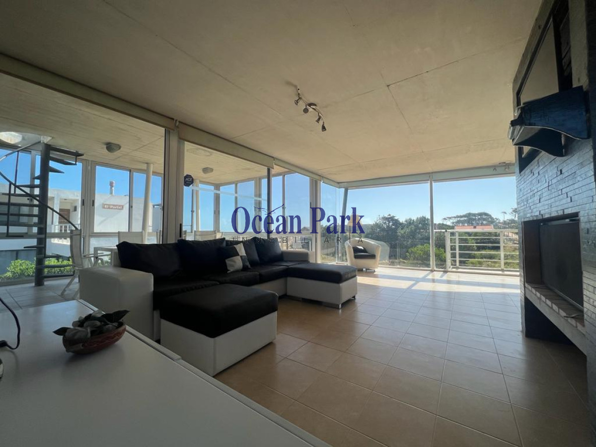 Casa ID.17 - Chalet a pasos del mar. Amplia, Piscina - Loto de Cristal