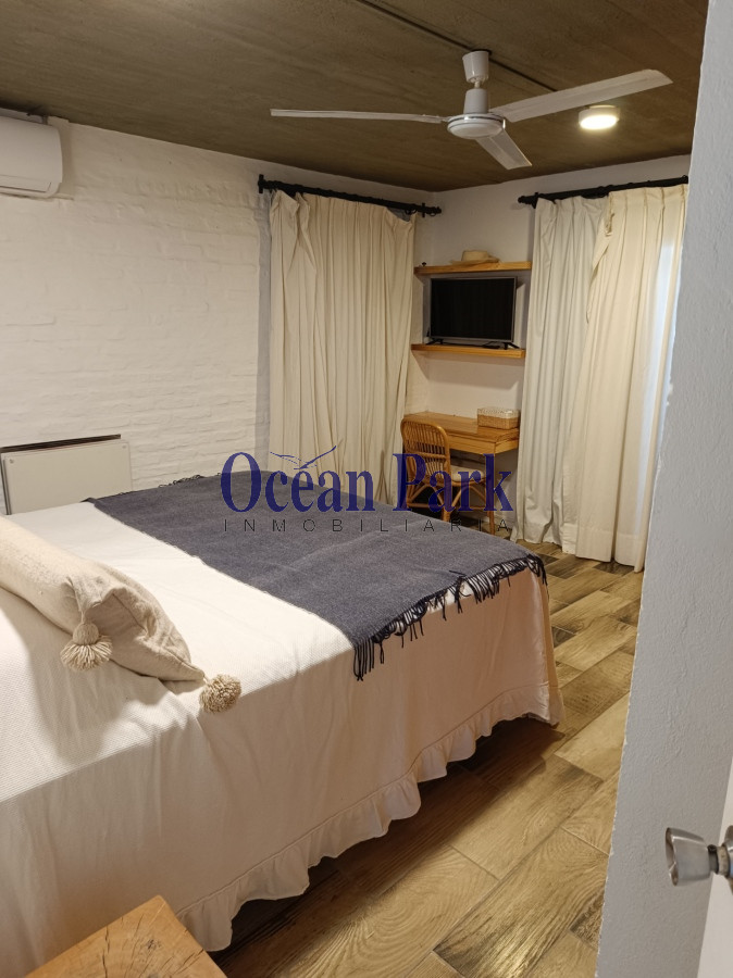 Casa ID.255 - Hermoso chalet en primera linea - Amplios Ambientes