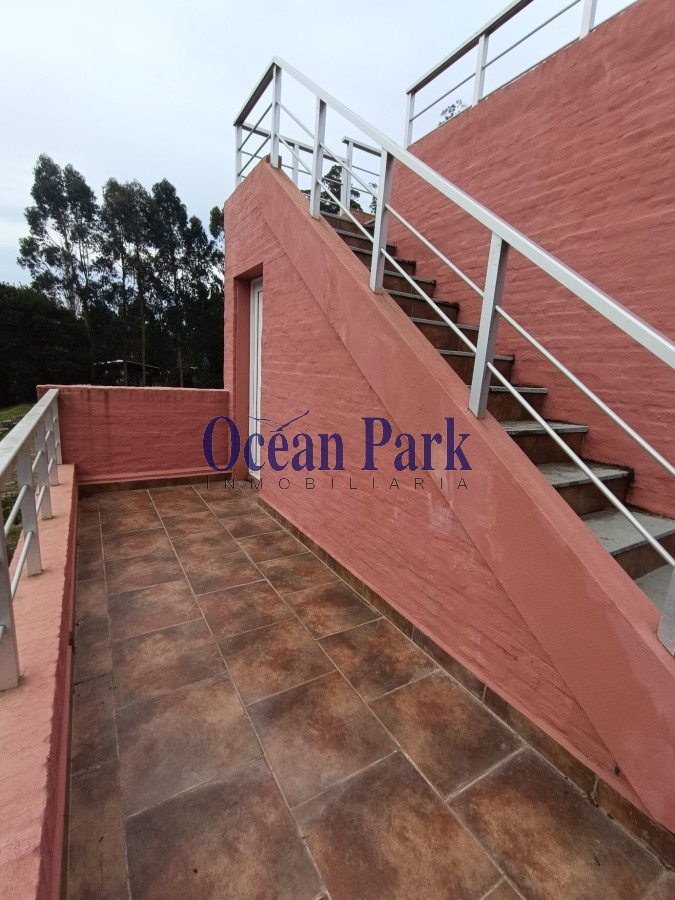 Casa ID.273 - Amplia y Moderna casa