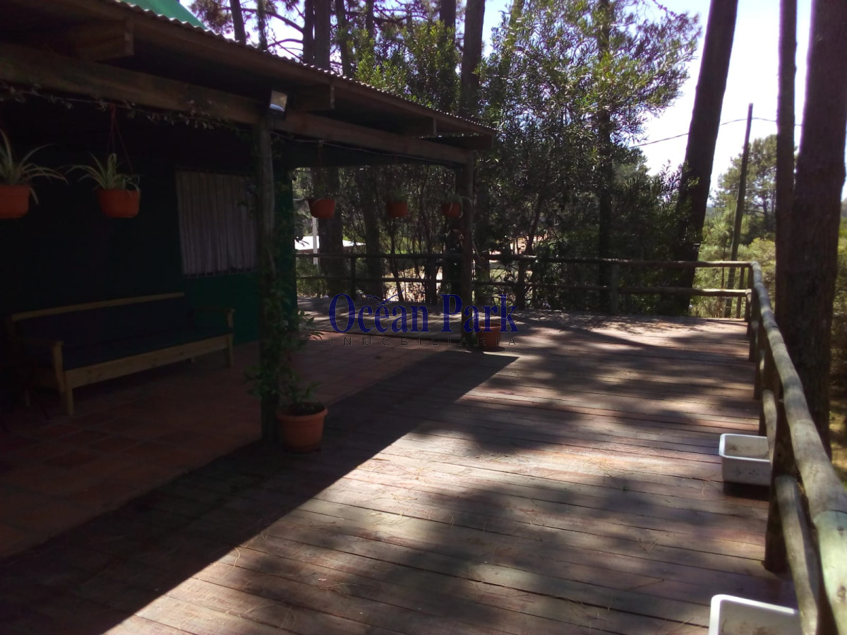 Casa ID.180 - Venta! Casa de excelente construcción, 1 cuadra del mar