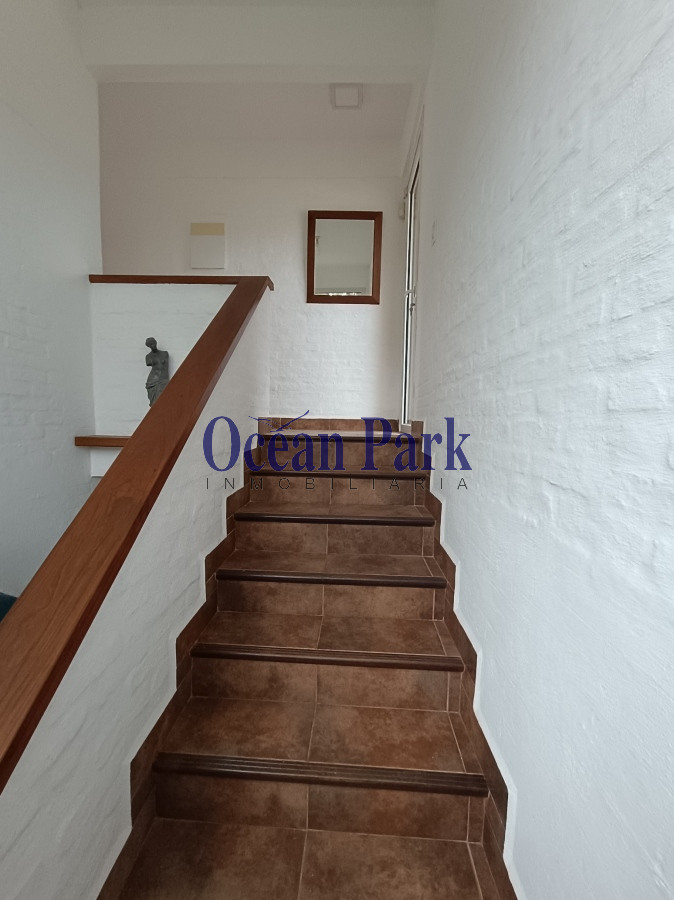 Casa ID.273 - Amplia y Moderna casa