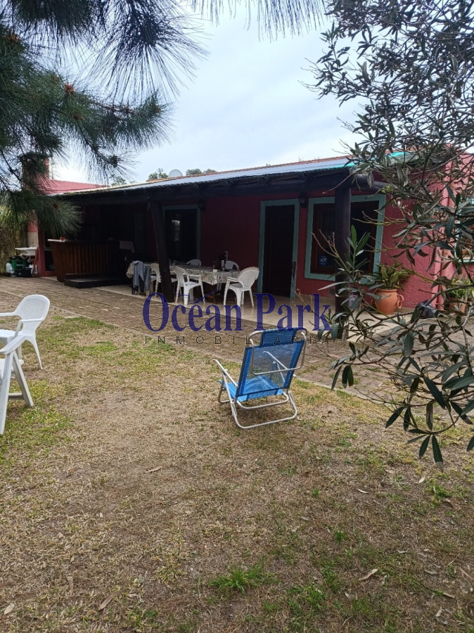 Casa ID.273 - Amplia y Moderna casa