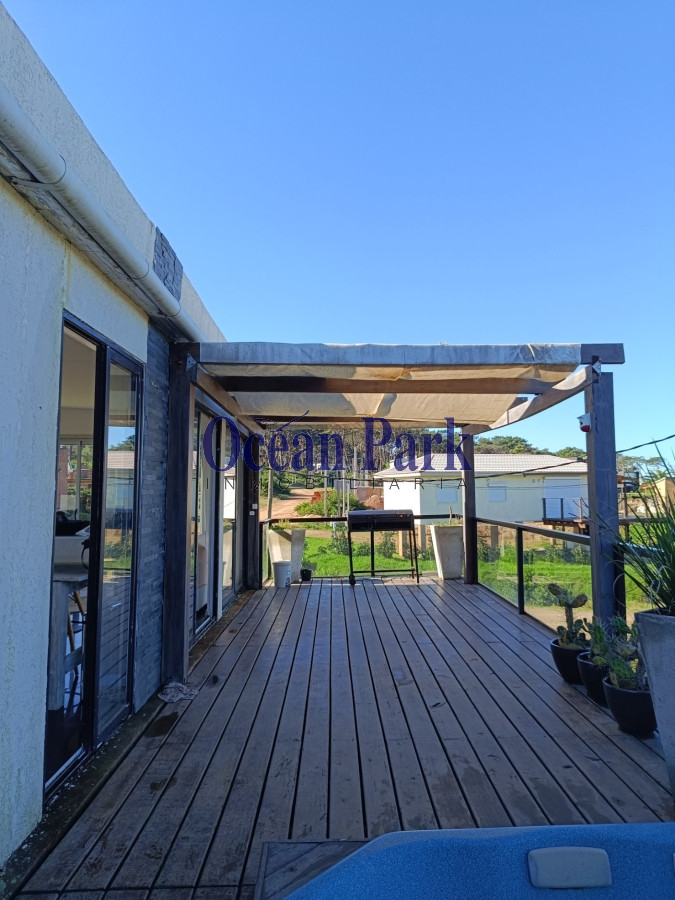 Casa ID.260 - Hermosa casa frente al mar