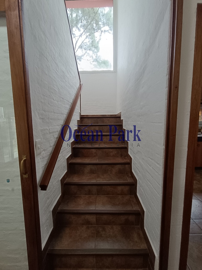 Casa ID.273 - Amplia y Moderna casa