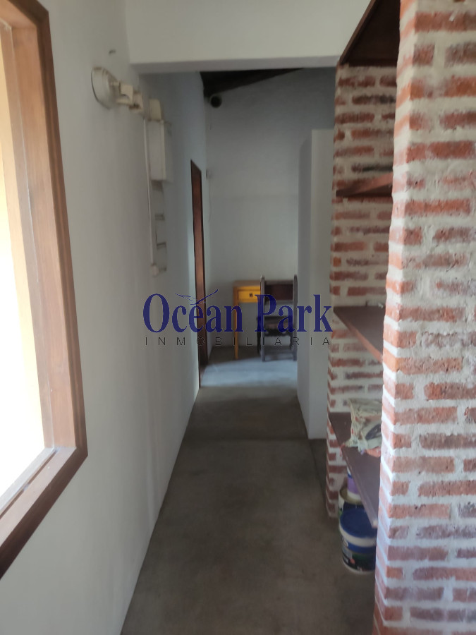 Casa ID.109 - Venta - Amplios ambientes, proxima al mar