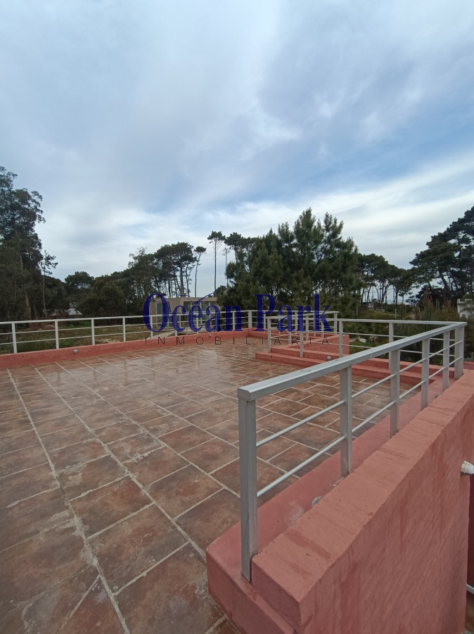 Casa ID.273 - Amplia y Moderna casa