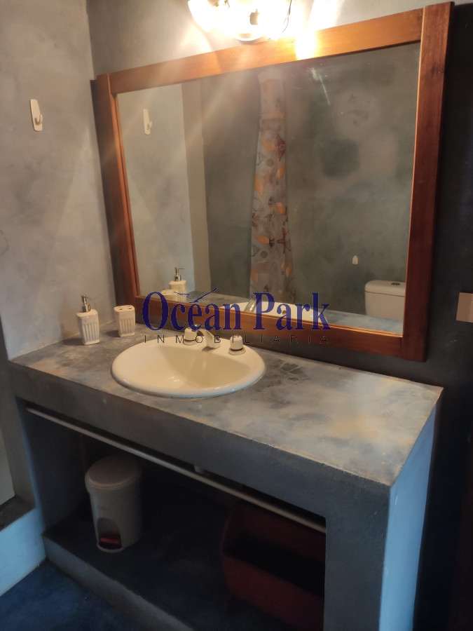 Casa ID.109 - Venta - Amplios ambientes, proxima al mar