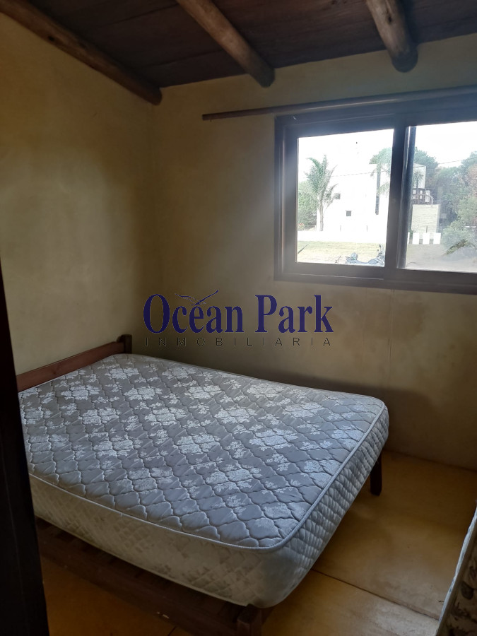 Casa ID.109 - Venta - Amplios ambientes, proxima al mar