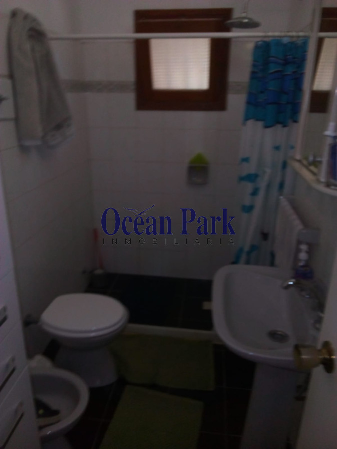 Casa ID.180 - Venta! Casa de excelente construcción, 1 cuadra del mar