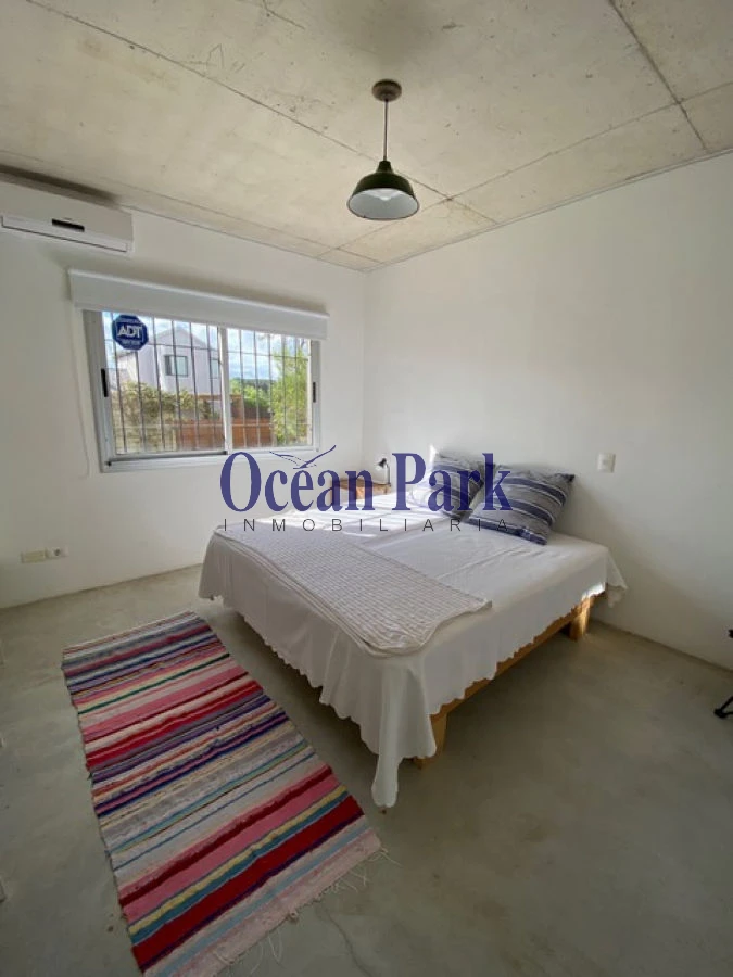 Casa ID.80 - Excelente propiedad. Primera linea