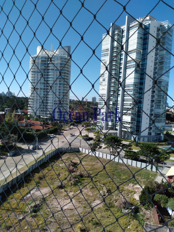 Casa ID.84 - Edificio Coral Tower