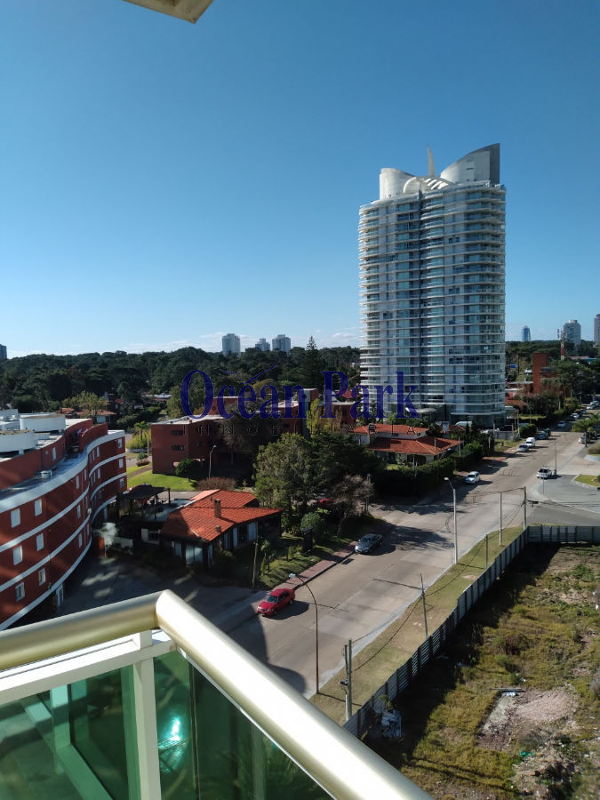Casa ID.84 - Edificio Coral Tower