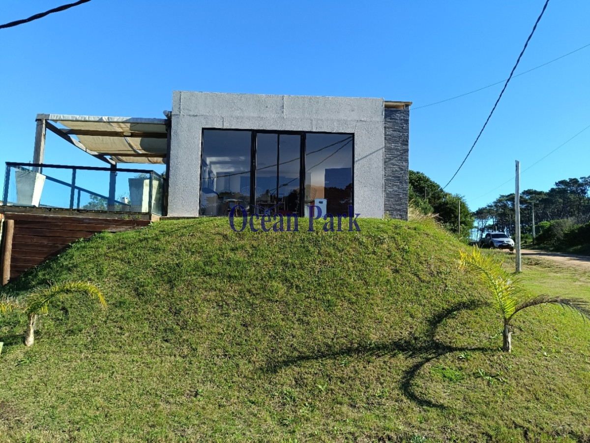 Casa ID.260 - Hermosa casa frente al mar