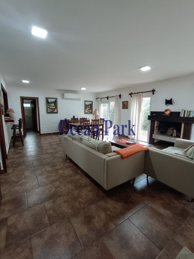 Casa ID.273 - Amplia y Moderna casa