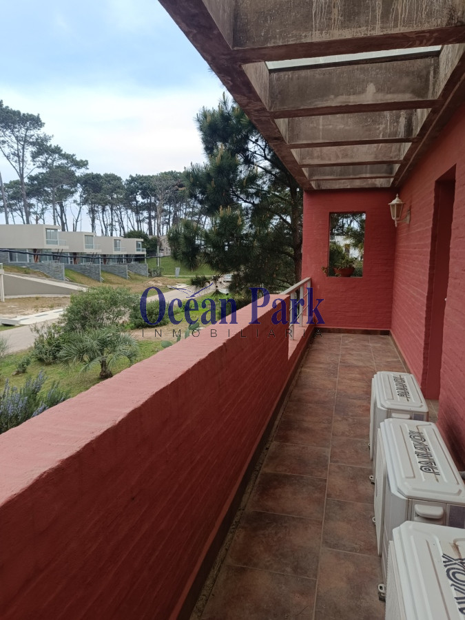 Casa ID.273 - Amplia y Moderna casa