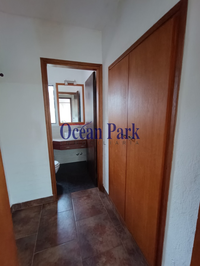 Casa ID.273 - Amplia y Moderna casa