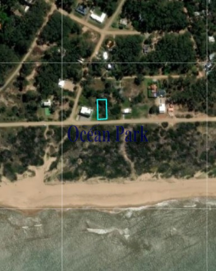 Terreno ID.153 - Terreno en Primera Linea