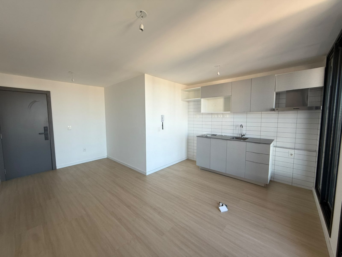 Apartamento en Alquiler 1 Dormitorio y Garage Malvin 