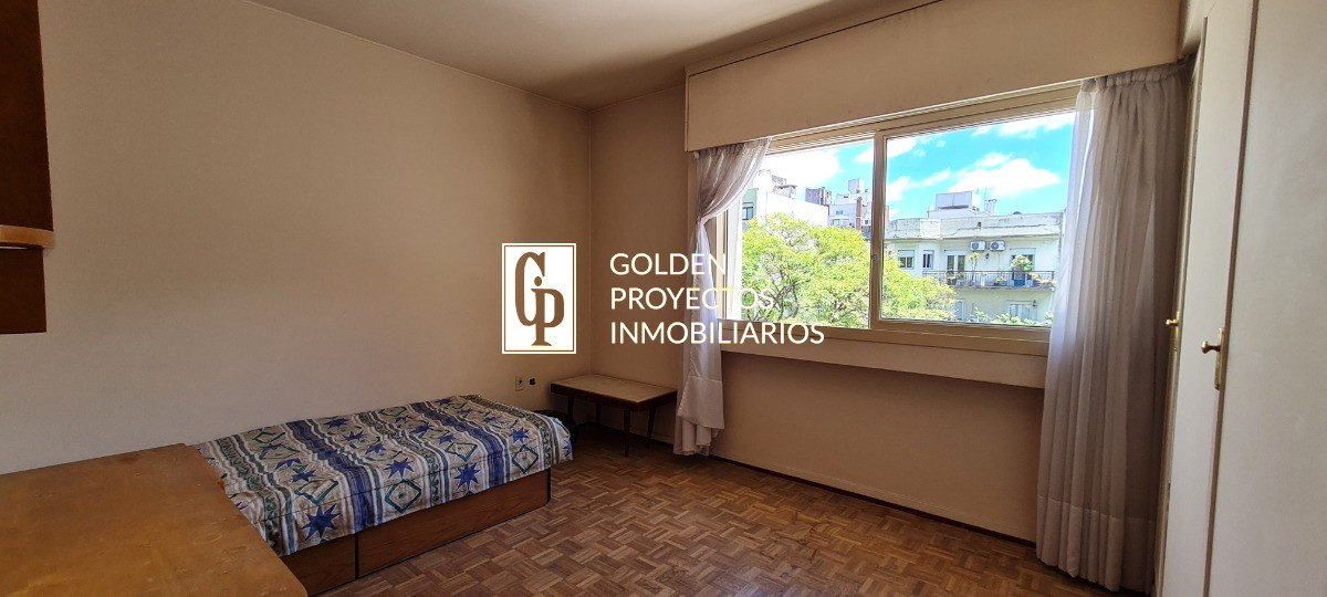 Apartamento ID.632 - Apartamento En Venta De 4 Dormitorios En Pocitos